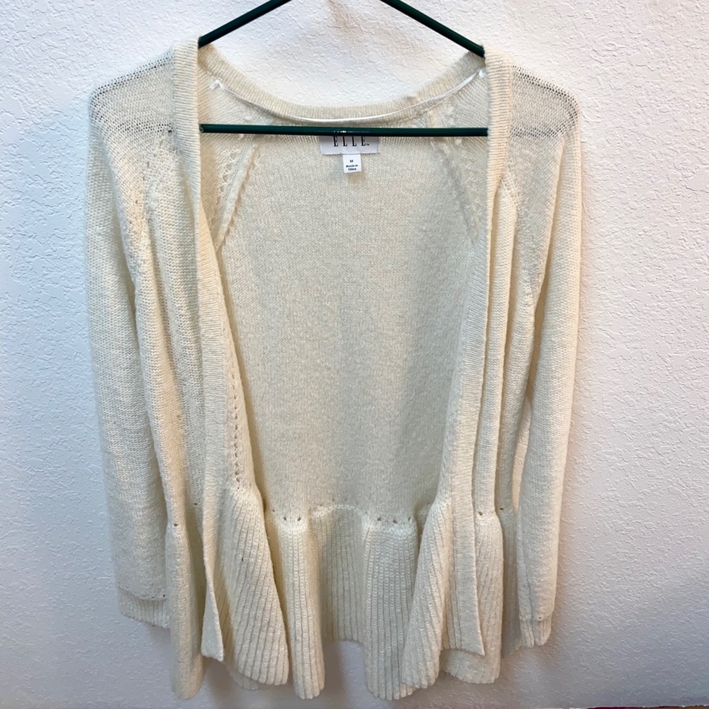 Soft cream cardigan 🤍